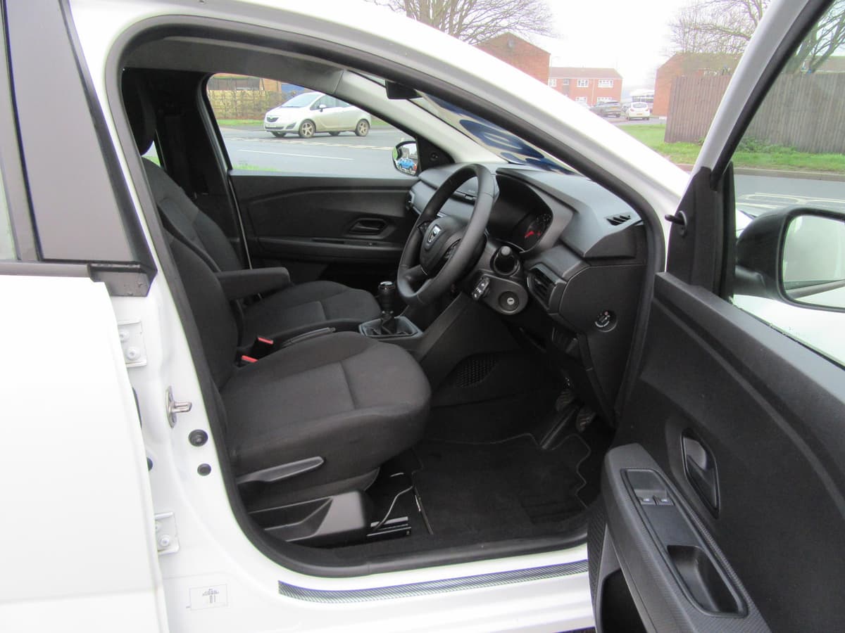 2021 Dacia Sandero Essential SCe - Image 16